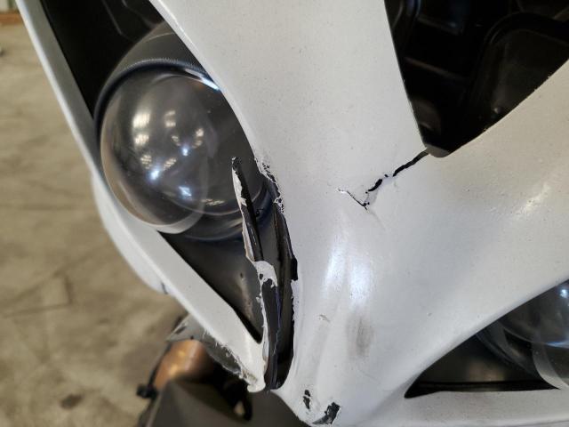 2011 YAMAHA YZFR1 C JYARN23Y1BA002127