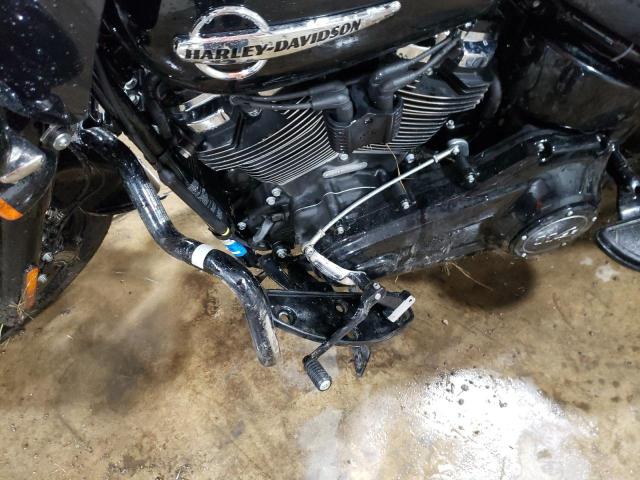 2019 HARLEY-DAVIDSON FLHCS 1HD1YBK29KB025542