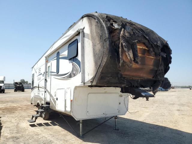 Salvage cars for sale from Copart Fresno, CA: 2016 Foretravel Motorhome Wildcat