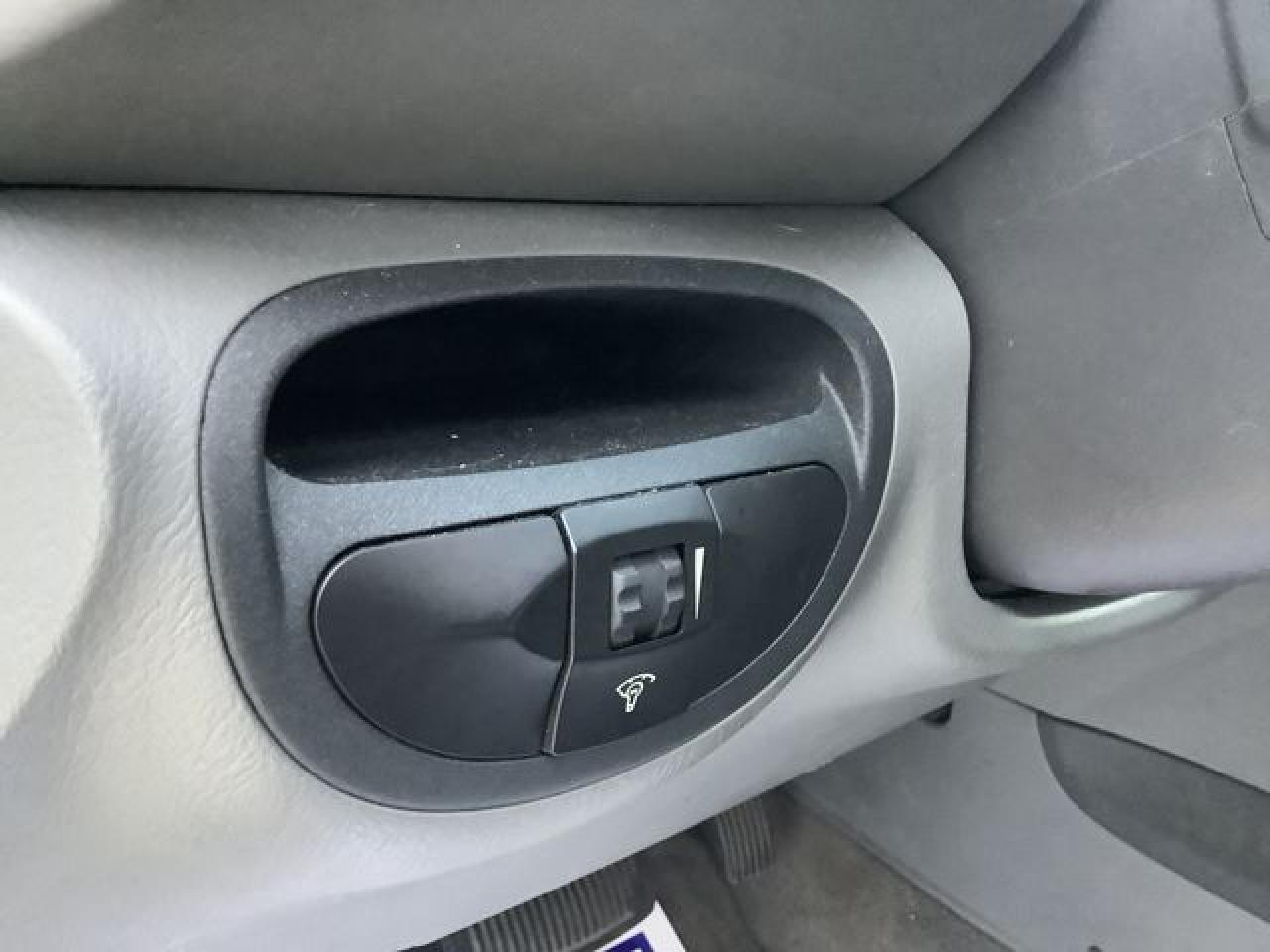 2002 Hyundai Santa Fe Gls VIN: KM8SC73D12U150049 Lot: 58060312