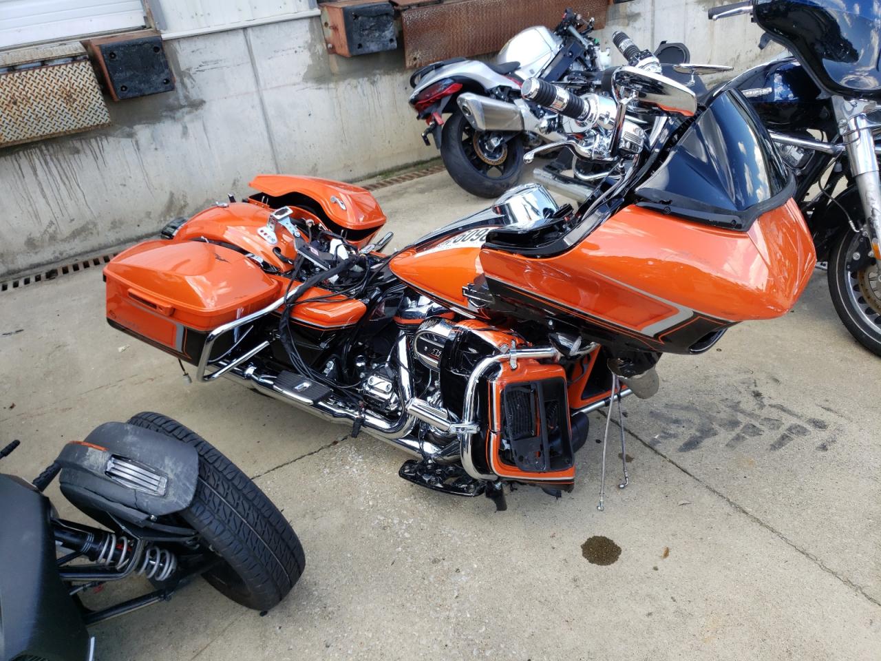1HD1TJH12NB950823 HARLEY-DAVIDSON FLTRKSE 2022