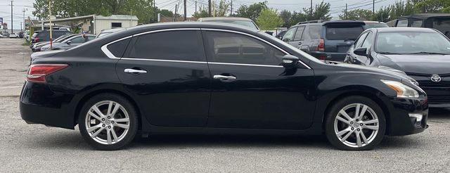 Седаны NISSAN ALTIMA 2013 Черный