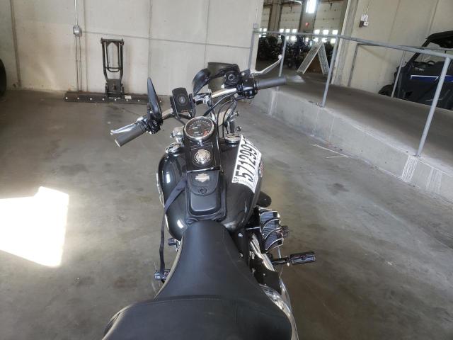 2005 HARLEY-DAVIDSON FXSTBI 1HD1JAB105Y011018