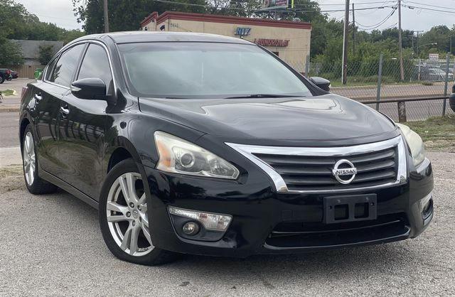 Седаны NISSAN ALTIMA 2013 Черный