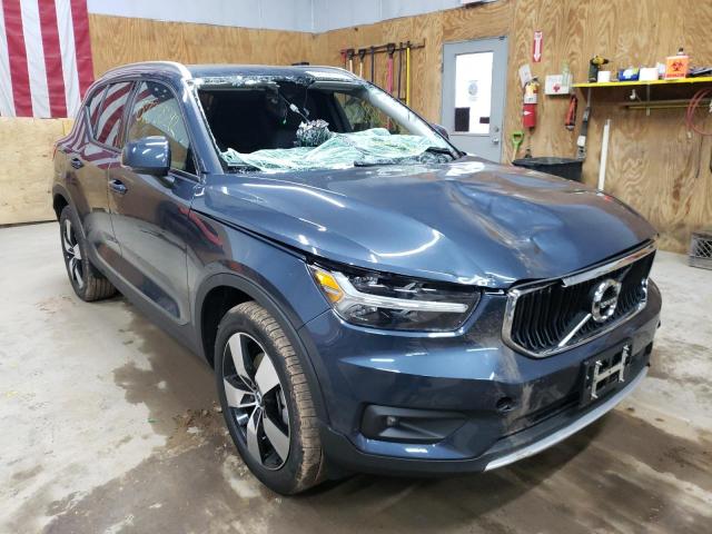 Salvage cars for sale from Copart Kincheloe, MI: 2022 Volvo XC40 T5 MO