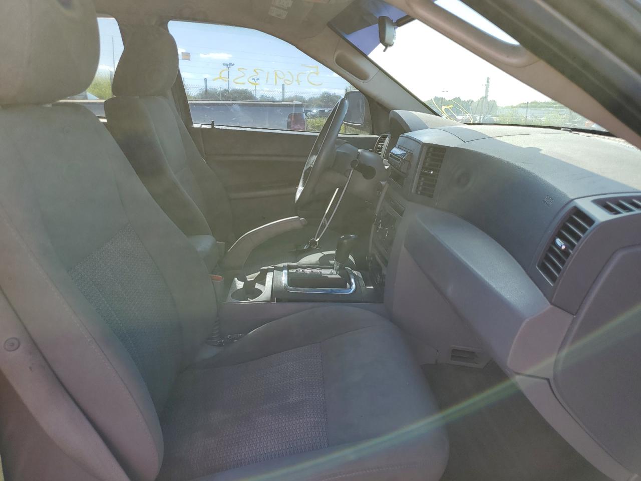 1J8GR48K87C615589 2007 Jeep Grand Cherokee Laredo