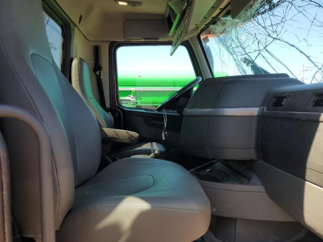 2019 VOLVO VNR 4V4WC9EG9KN217889