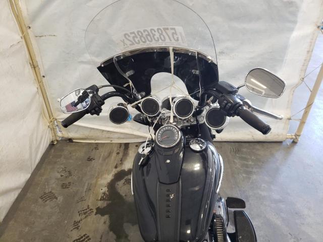 2019 HARLEY-DAVIDSON FLHCS 1HD1YBK23KB061839