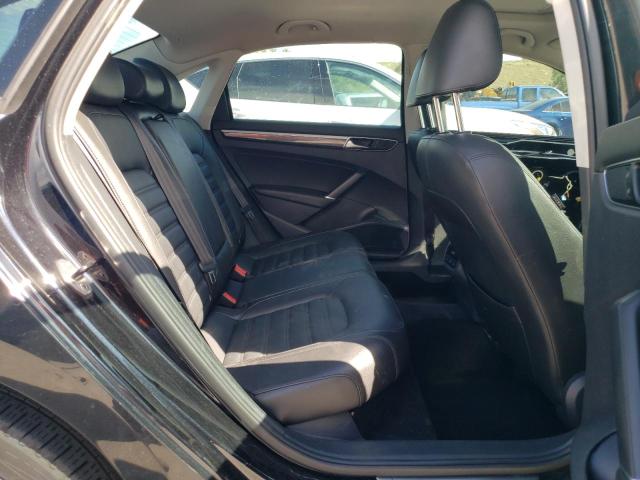 2017 VOLKSWAGEN PASSAT SEL - 1VWCT7A32HC086215