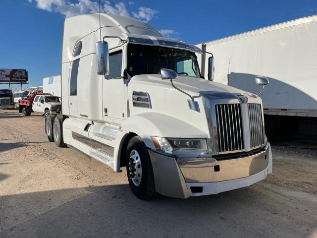 Salvage cars for sale from Copart Farr West, UT: 2018 Western Star 5700 XE