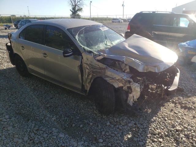 Salvage cars for sale from Copart Cicero, IN: 2013 Volkswagen Jetta SE