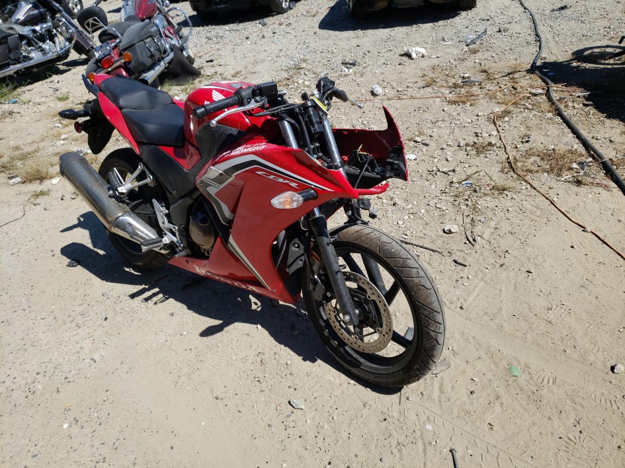MLHNC5109N5800215 HONDA CBR300 R 2022