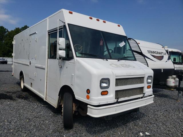 2000 Freightliner Chassis M for sale in Byron, GA