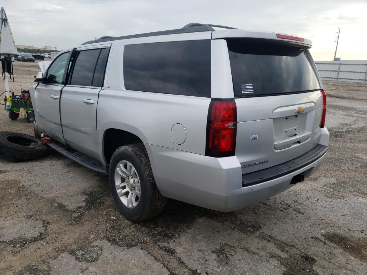 1GNSCHKC6JR269601 2018 Chevrolet Suburban C1500 Lt