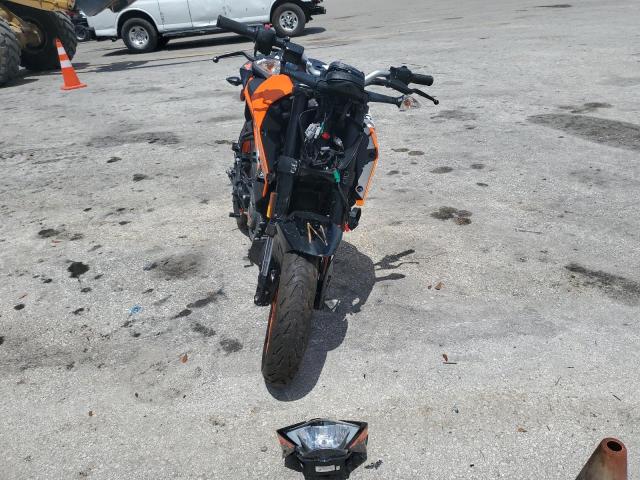 2022 KTM 200 DUKE MD2JPC402NC035716