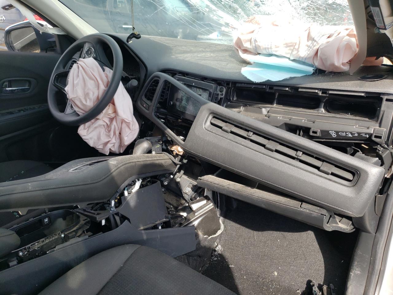 2021 Honda Hr-V Lx VIN: 3CZRU6H35MM103960 Lot: 66324375