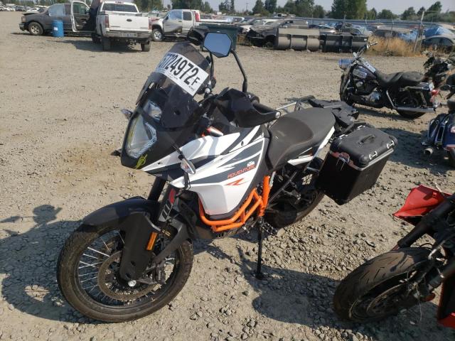 2018 KTM 1090 ADVEN - VBKV49406JM996552