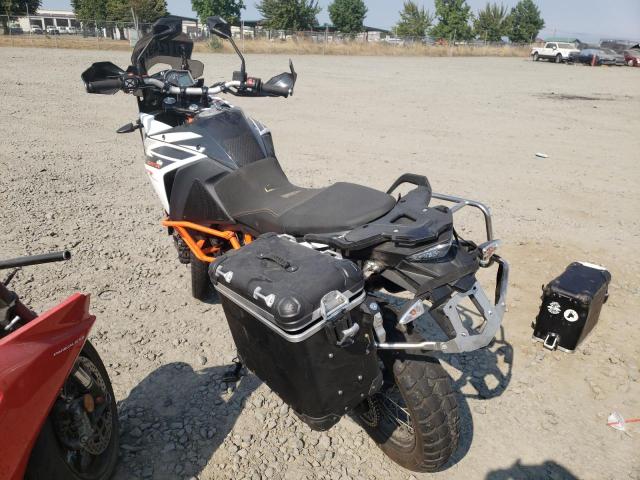 2018 KTM 1090 ADVEN - VBKV49406JM996552
