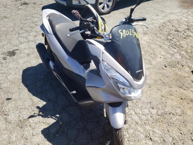 Salvage cars for sale from Copart Vallejo, CA: 2016 Honda PCX 150