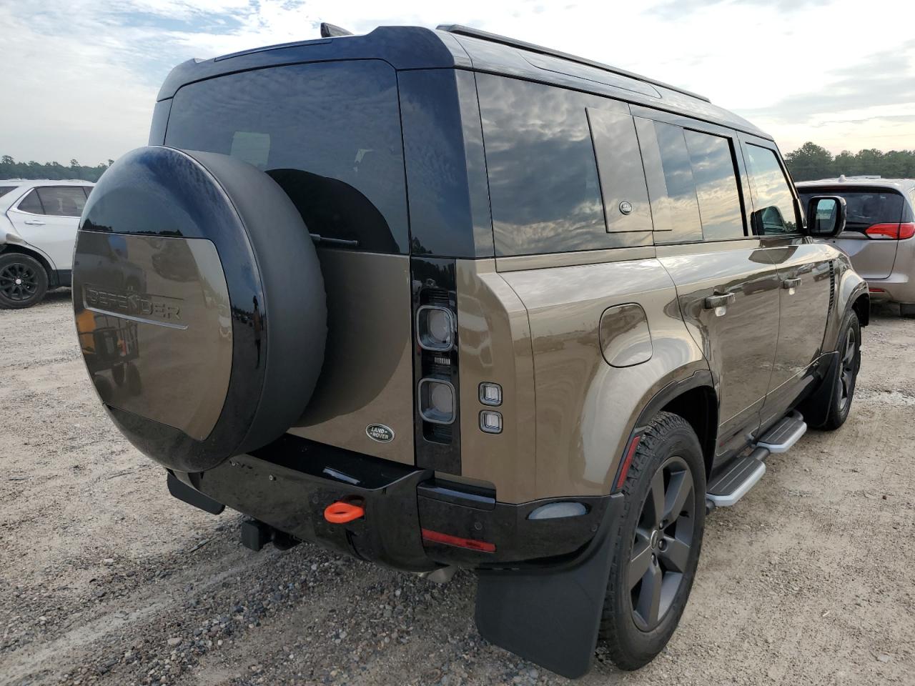 SALEX7EU2P2127829 LAND ROVER DEFENDER 2023