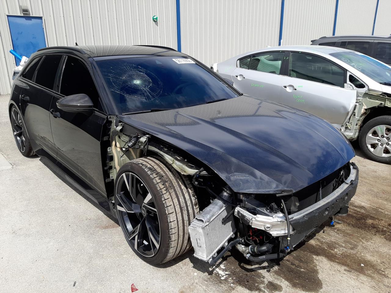 WUA1CBF28MN906179 AUDI RS6 2021