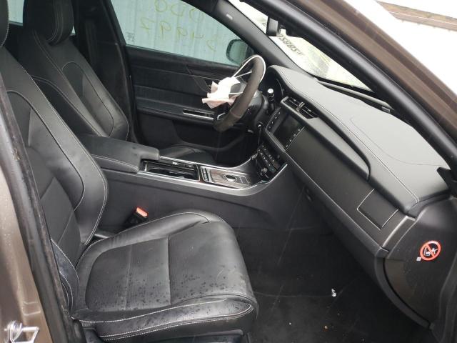 2017 JAGUAR XF S SAJBG4BV4HCY46745