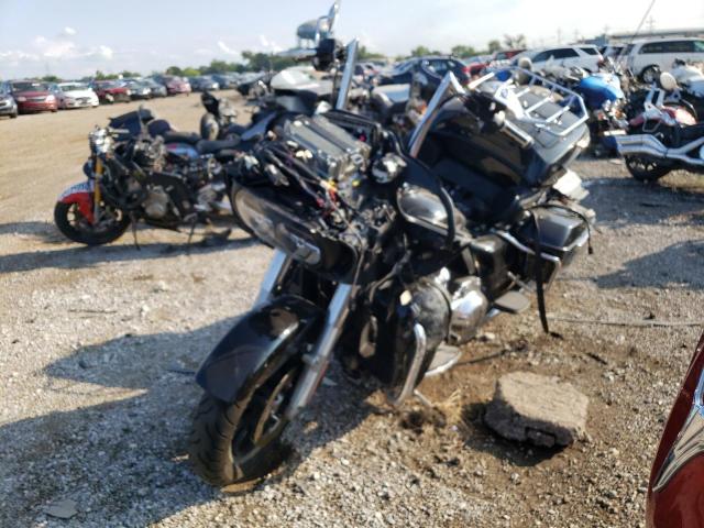 2017 HARLEY-DAVIDSON FLTRU 1HD1KGD19HB695653
