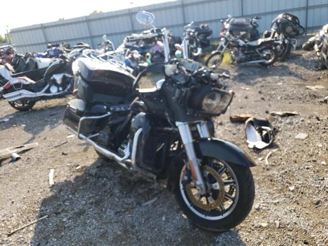 Salvage cars for sale from Copart Chicago Heights, IL: 2017 Harley-Davidson Fltru