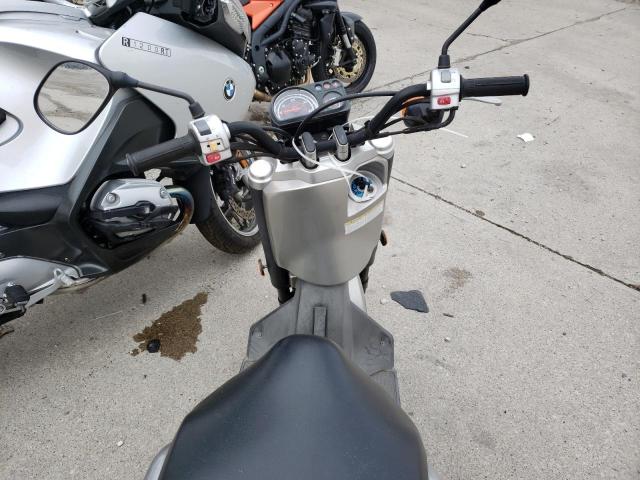 2009 YAMAHA SCOOTER SA33A0140193