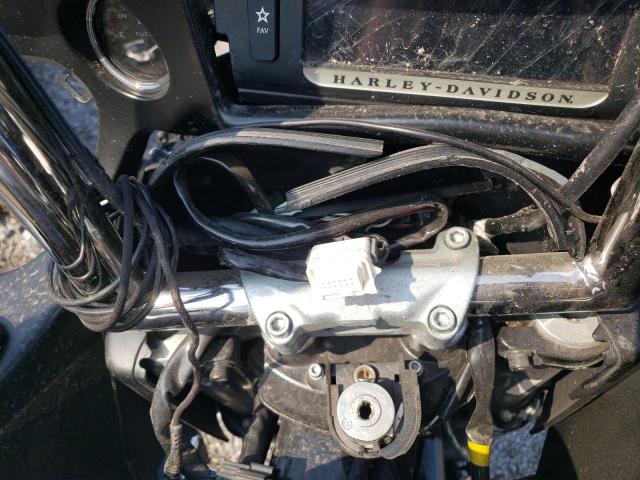 2017 HARLEY-DAVIDSON FLTRU 1HD1KGD19HB695653