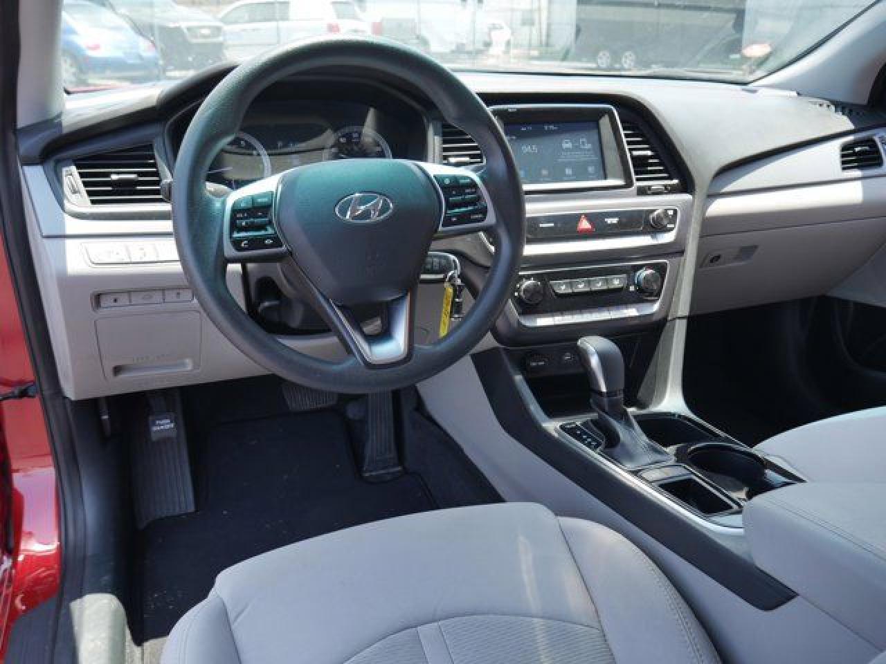 2019 Hyundai Sonata Se VIN: 5NPE24AF8KH744669 Lot: 58757182