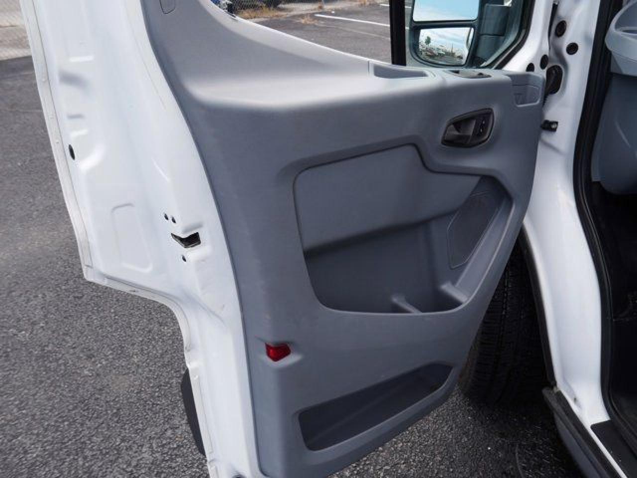 2015 Ford Transit T-150 VIN: 1FMZK1ZM3FKA65267 Lot: 58757222