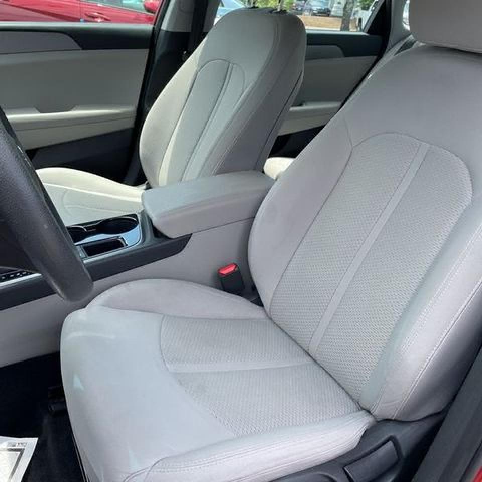 2019 Hyundai Sonata Se VIN: 5NPE24AF8KH744669 Lot: 58757182