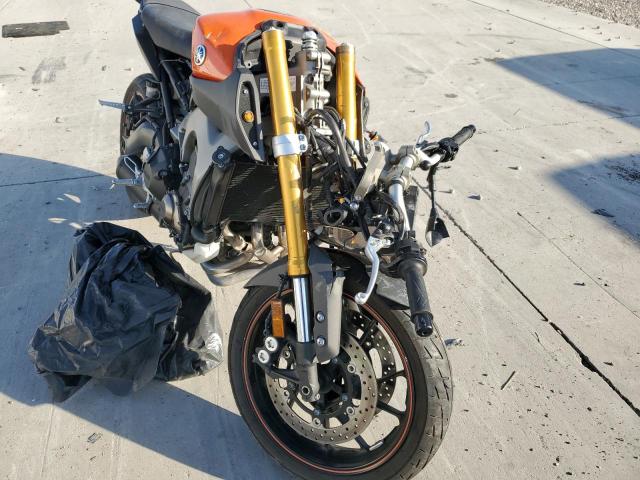 2014 YAMAHA FZ09 C JYARN33Y4EA000575