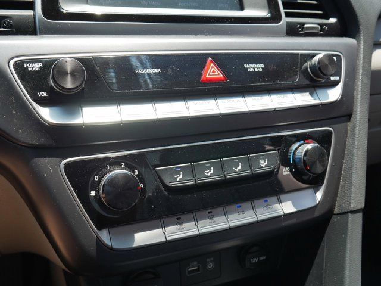 2019 Hyundai Sonata Se VIN: 5NPE24AF8KH744669 Lot: 58757182