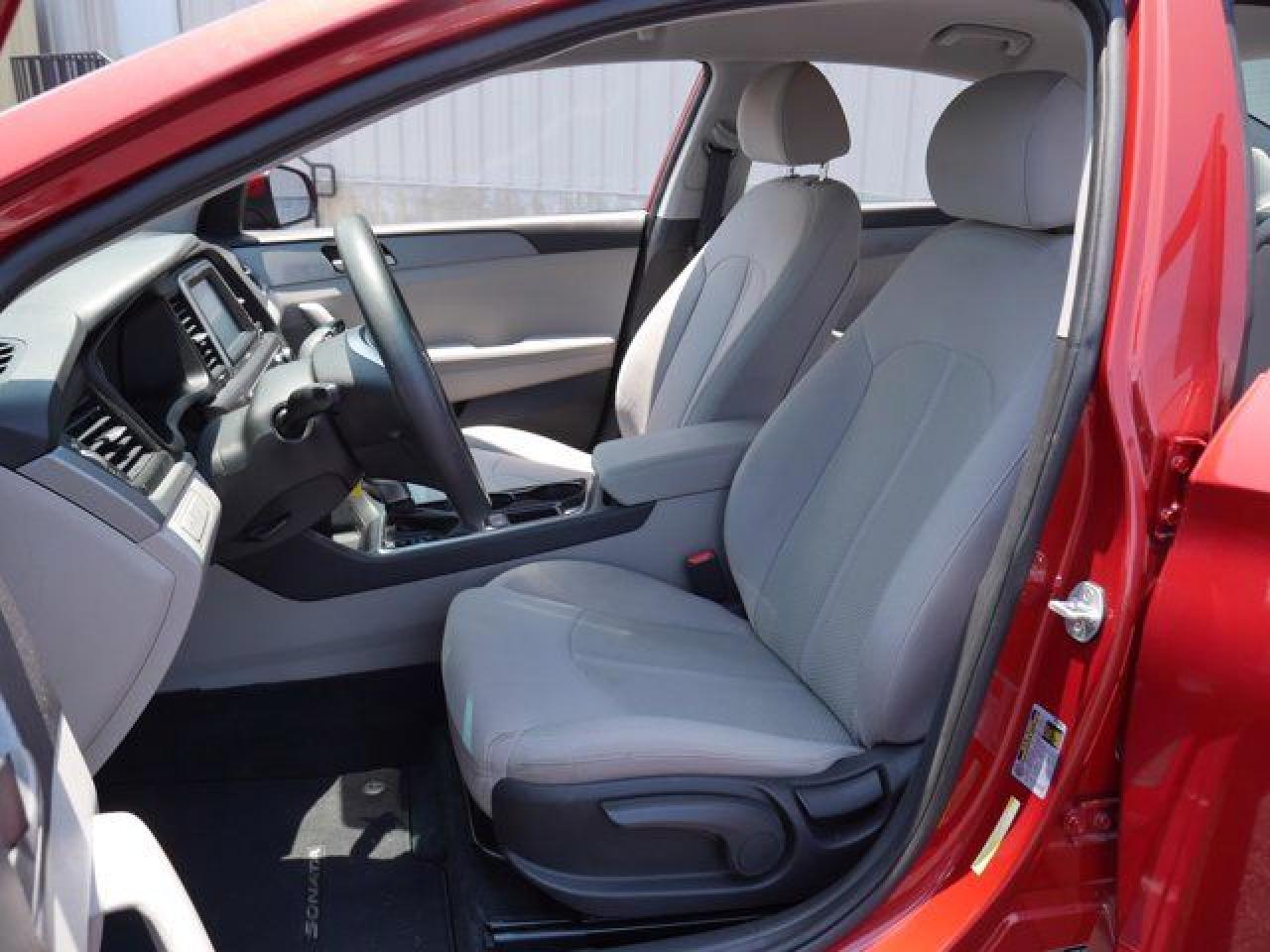 2019 Hyundai Sonata Se VIN: 5NPE24AF8KH744669 Lot: 58757182