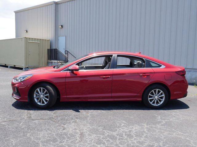  HYUNDAI SONATA 2019 Красный