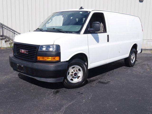  GMC SAVANA 2020 Белый