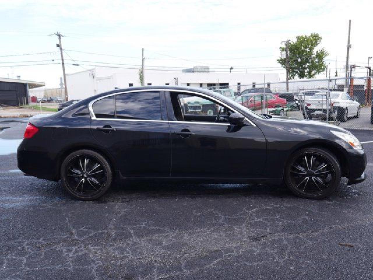 JN1DV6AP0BM600937 2011 Infiniti G25 Base