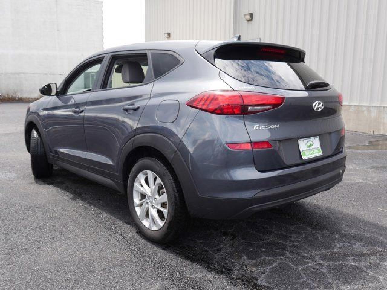 KM8J23A48KU888599 2019 Hyundai Tucson Se