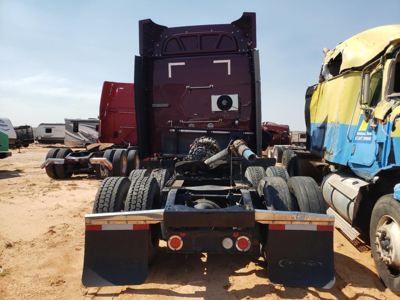 1XPBD49X4HD388034 PETERBILT ALL MODELS 2017