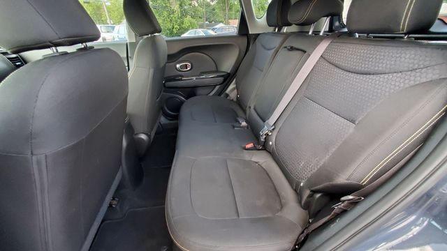 VIN: KNDJP3A57E7019882 Auction: COPART Lot: 58917692 Location: IN - INDIANAPOLIS KNDJP3A57E7019882 KIA SOUL 2014 BLUE Photo 15