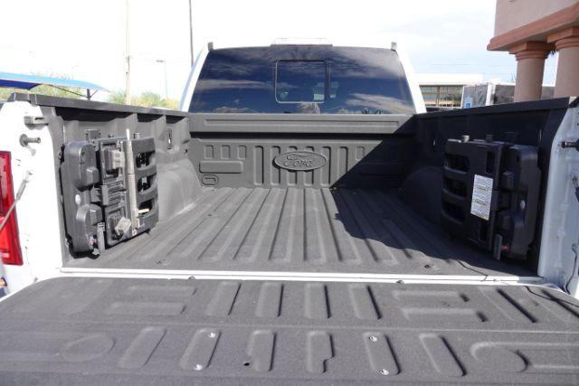 VIN: 1FTFW1RG5HFB33649 Auction: COPART Lot: 58888952 Location: TX - EL PASO 1FTFW1RG5HFB33649 FORD F150 2017 MAGNE Photo 26