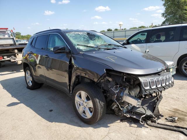 Salvage cars for sale from Copart Wichita, KS: 2022 Jeep Compass LA