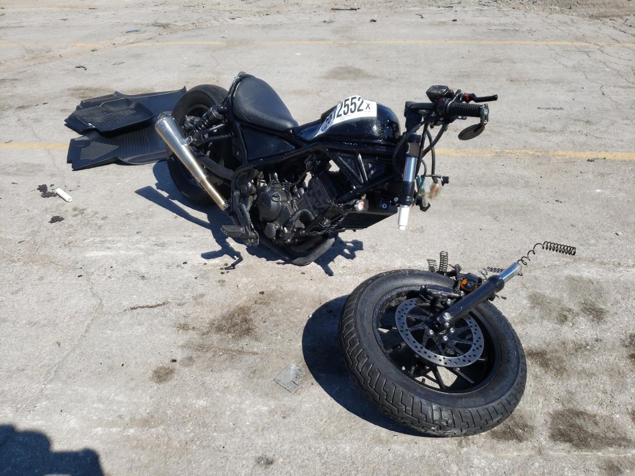 MLHNC5307J5100037 HONDA CMX300 2018