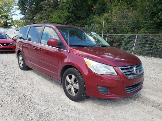 Salvage cars for sale from Copart Northfield, OH: 2011 Volkswagen Routan SEL