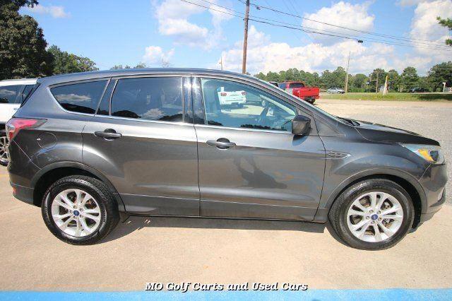 VIN: 1FMCU0G96HUA75615 Auction: COPART Lot: 58917822 Location: LA - SHREVEPORT 1FMCU0G96HUA75615 FORD ESCAPE 2017 GRAY Photo 5