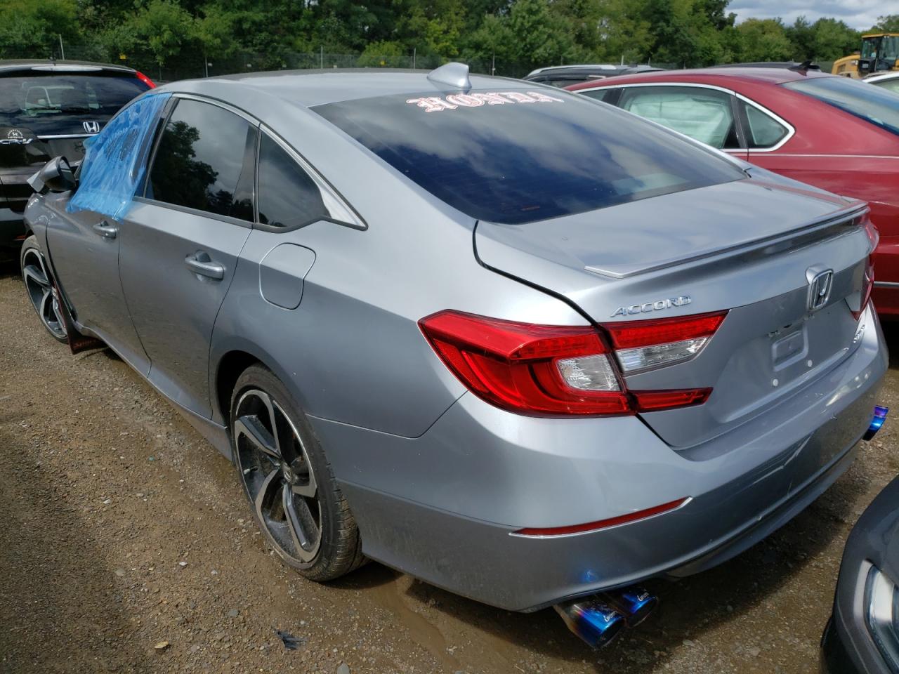 HONDA ACCORD 2018 VIN 1HGCV1F38JA072244 zdjęcie 3