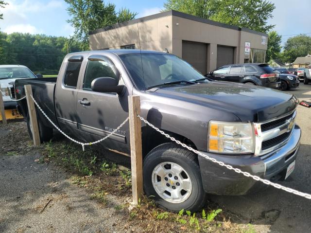 Salvage cars for sale from Copart Northfield, OH: 2010 Chevrolet Silverado