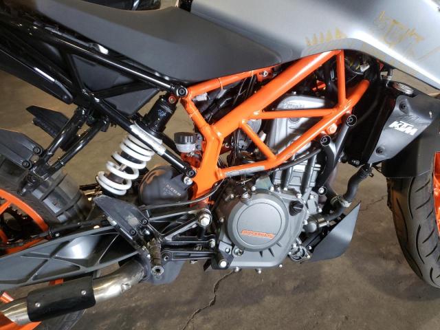 2021 KTM 390 DUKE MD2JPJ400MC257674